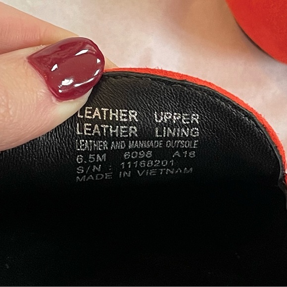 Tory Burch Women’s Fitz Suede Logo Loafers Size 6.5M - Picture 9 of 10